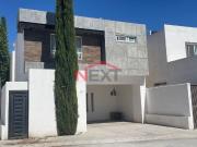 CASA EN RENTA EN EL FRACCIONAMIENTO ANTARA