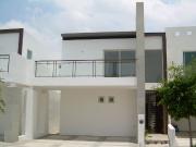 Casa en Renta en El Mayorazgo – Zona Este, Cerca de los...