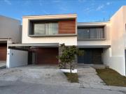 Casa en renta en El Molino Residencial y Golf, León,...