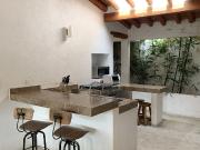 CASA EN RENTA EN EL PUEBLO, VISTA PARCIAL AL LAGO