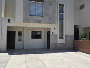 CASA EN RENTA EN FIRENZE RESIDENCIAL