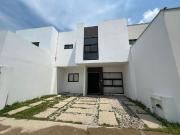 Casa en renta en Fracc. Kedros