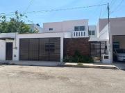 Casa en renta en Fracc Montebello, Mérida