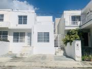 CASA EN RENTA, EN FRACC. PRIVADO