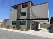 CASA EN RENTA EN FRACC. VISTALAGUA, SAN MATEO ATENCO