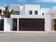 Casa en renta en Fraccionamiento Altabrisa Casa en renta en Fraccionamiento Altabrisa