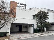 CASA EN RENTA EN FRACCIONAMIENTO ANTIGUA, VALLE ORIENTE