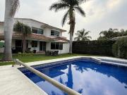 CASA EN RENTA EN FRACCIONAMIENTO LOMAS DE COCOYOC MORELOS