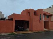 Casa en renta en Fraccionamiento Montecristo, Mérida,...