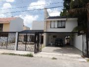 Casa en renta en Fraccionamiento Montecristo, Mérida,...