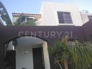 CASA EN RENTA EN GARCIA