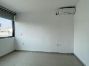 CASA EN RENTA EN HUENTITAN A 1 MIN DEL CENTRO...