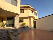 Casa en renta en Jardines de zavaleta con Gran Jardin