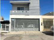 Casa en renta en Jardines del Rubi, Tijuana, Baja California