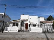 Casa En Renta En Jurica Con Amplio Jardín