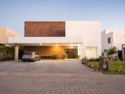 CASA EN RENTA EN JURICA EN CONDOMINIO. 4