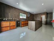 CASA EN RENTA EN JURICA PARA FAMILIA O OFICINAS