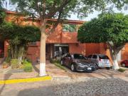 CASA EN RENTA EN LA ALHAMBRA / CENTRO SUR VEN