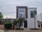 CASA EN RENTA EN LA CIMA II