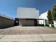 Casa en renta en La Condesa, Querétaro