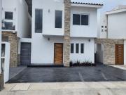 CASA EN RENTA EN LA CUSPIDE, PLAYAS DE TIJUANA