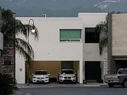 Casa en renta en La Joya, Uro, Monterrey. Totalmente...