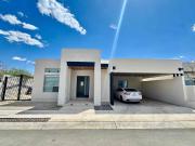 CASA EN RENTA EN LA MIRADA RESIDENCIAL