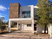 Casa en Renta en Las Calzadas excelentes condiciones