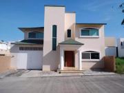 Casa en renta en Las Lomas Residencial, Alvarado,...