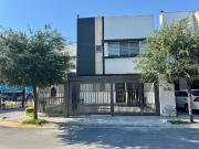 Casa en renta en Las Palmas, Apodaca, Nuevo León