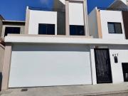 CASA EN RENTA EN LOMA DORADA, ENSENADA B.C
