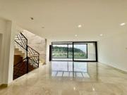 CASA EN RENTA EN LOMAS COUNTRY