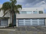 CASA EN RENTA EN LOMAS DE ANGELOPOLIS