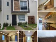 Casa en renta en Lomas de Angelopolis III Cluster con...