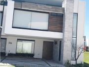 Casa en renta en Lomas de Angelópolis, San Andrés...