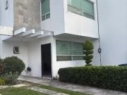 Casa en renta en Lomas de Angelópolis, San Andrés...