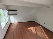 CASA EN RENTA EN LOMAS DE ESPACIOS AMPLIOS