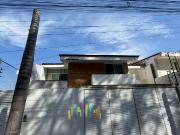 CASA EN RENTA EN LOMAS DE GUEVARA