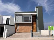 casa en renta en lomas de juriquilla