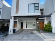 Casa en renta en Lomas de Lourdes, Saltillo, Coahuila de...