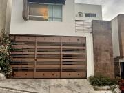 Casa en renta en Lomas del Vergel