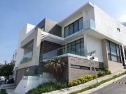 Casa en renta en Lomas del Vergel en Monterrey DV FD5VC