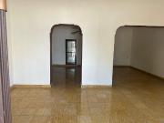 CASA EN RENTA EN MERIDA F 1147, 3 REC. EN COL. CENTRO...