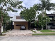Casa en Renta en Mérida, Privada Parque Central, Cholul C.3