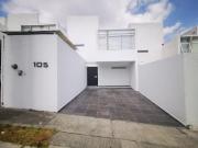 CASA EN RENTA EN MISION CIMATARIO CENTRO SUR
