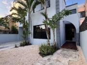 CASA EN RENTA EN MONTEBELLO, MÉRIDA