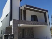 CASA EN RENTA EN MORILLOTLA, A ESTRENAR