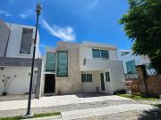 CASA EN RENTA EN PARQUE CASTELLANA