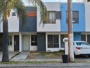 Casa en renta en Parques del Bosque, San Pedro...