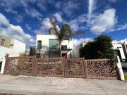Casa en renta en Paseos del Pedregal, Querétaro